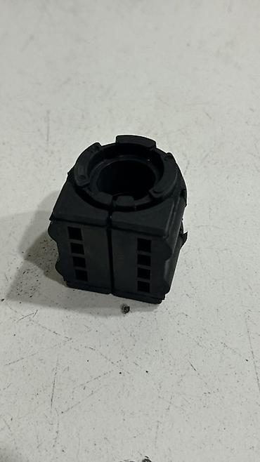 stablizatorlar: Changan uni-z,cs55,q05 Stabilizator Rezini, Stabilizator Yastığı — 2