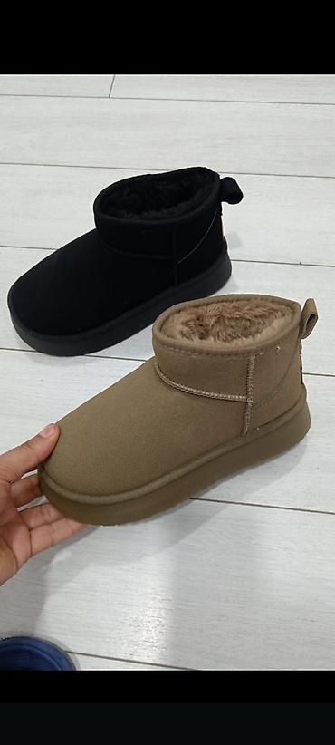 Ayaqqabılar: Məhsul: Kişi ayaqqabıları – klassik və gündəlik modellər - Rəng: qara — 21