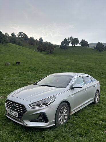форестер кросс спорт: Hyundai Sonata: 2017 г., 2 л, Автомат, Газ