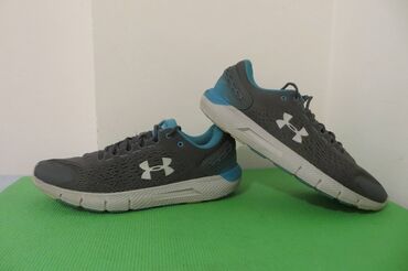 Sneakers & Athletic Shoes: UNDER ARMOUR br 47 30cm unutrasnje gaziste stopala, potpuno zdrava