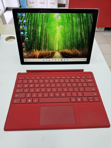 iphone 7 nausnik: Intel Core i5, 8 ГБ ОЗУ, 12.3 "