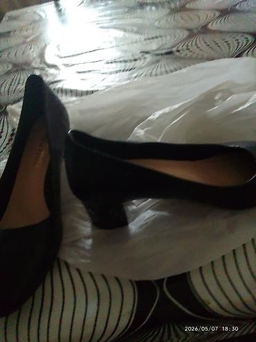 garda ayakkabı: Qadın klassik tuflisi - Rəng: qara - Model: bağlanışsız (slip-on) — 1