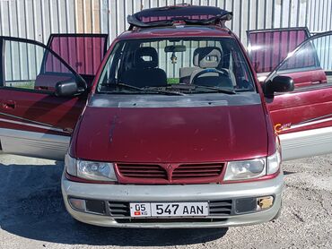 wagon: Mitsubishi Space Wagon: 1996 г., 2 л, Механика, Бензин, Минивэн