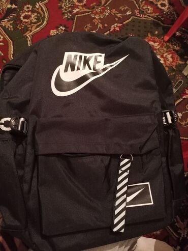 idman çantası: Satılır!!! Nike bel Çantasi, Tezedir, unvan Yasamal