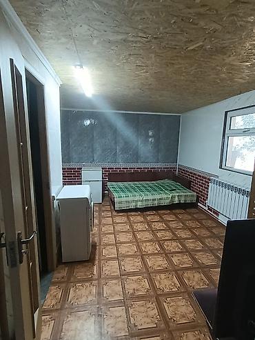 Үйлөрдү ижарага берүү: Сдаю 2 квартиры студии в с.Ленинское.150 метров до — 6