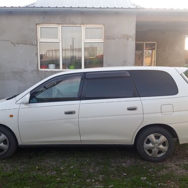 фара некся 2: Asia : 2002 г., Вэн/Минивэн