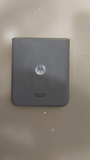 matarola: Motorola Razr 50, 256 GB, rəng - Boz — 4
