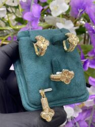 Bijuteriya dəstləri: Stall dəstlər 🛍
•QARALMIR✅️ — 2