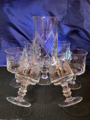 Kuhinjski setovi: Servis za vino,sa bokalom kristal,rucna gravura 1960g+. Servis za na lalafo.rs — 2 Kuhinjski setovi: Servis za vino,sa bokalom kristal,rucna gravura 1960g+. Servis za — 2