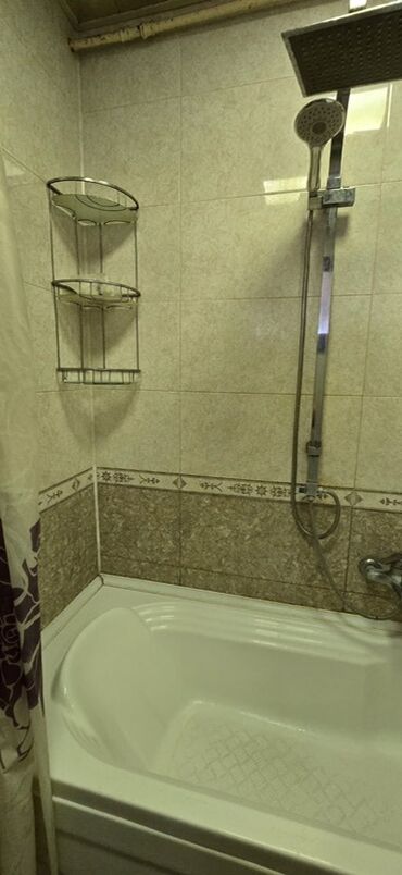 Günlük kirayə mənzillər: 3 otaqlı — 12