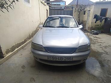 opel vektra b: Opel Vectra: 2 l | 1999 il 539000 km Sedan — 5