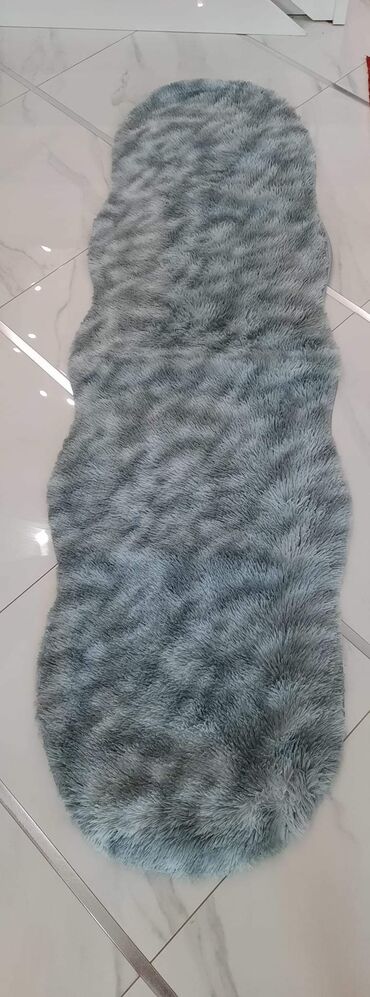 Tepisi i prostirke: Tepih Staza, Nepravilni — 9