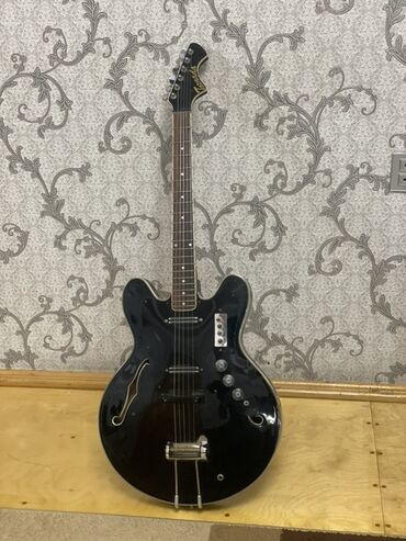 Gitaralar: Elektron gitara