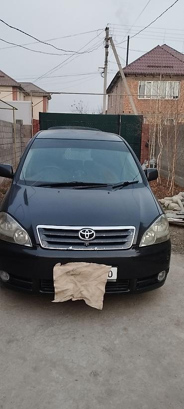 ио пинин: Toyota Ipsum: 2003 г., 2.4 л, Автомат, Газ, Универсал — 5