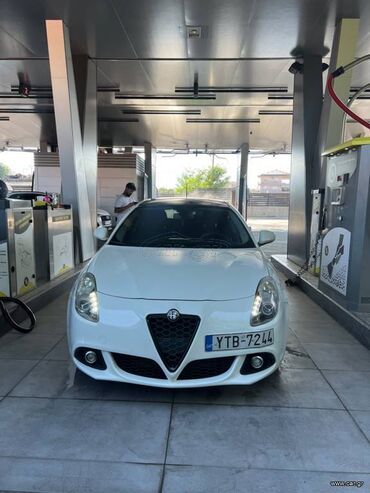 Alfa Romeo: Alfa Romeo Giulietta: 1.6 l. | 2015 έ. 200003 km. Χάτσμπακ