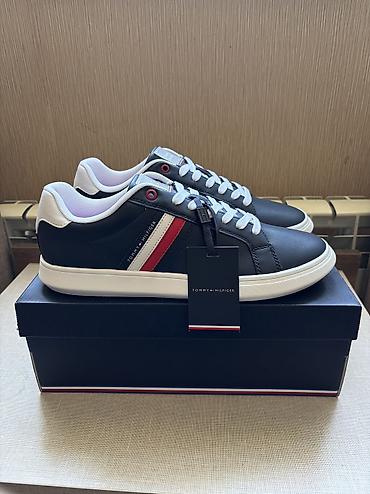 ugg bakü: 🇺🇸 Tommy Hilfiger original krasovka — yeni, ABŞ-dan gətirilib Satılır — 10