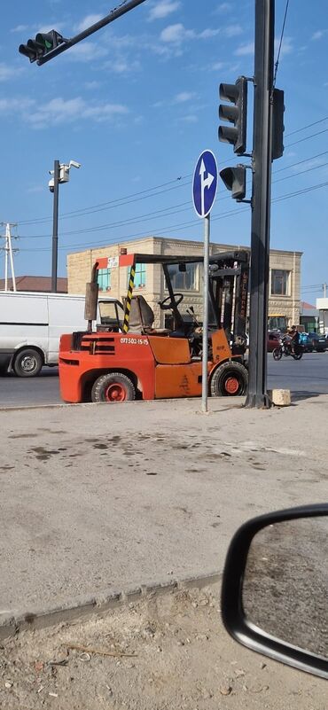 Yükqaldırma xidməti – Forklift - Dizel forklift, sənaye və tikinti