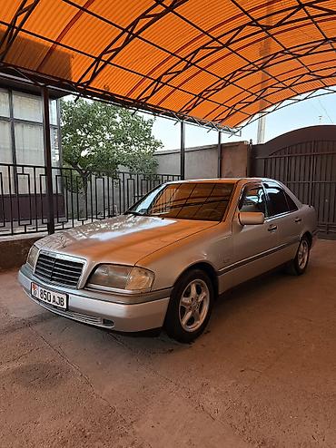 Mercedes-Benz E-Class: 1995 г., 2.2 л, Автомат, Бензин, Седан