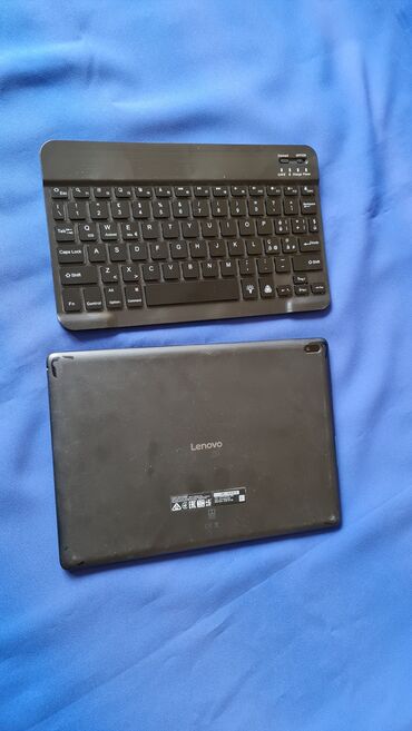 Tableti: Lenovo Tab E10 + bežična Bluetooth tastatura - Tablet: Lenovo Tab E10 — 6