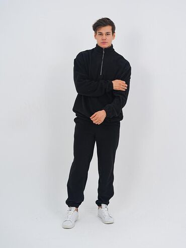 Спортивные костюмы: Мужской спортивный костюм, однотонный черный. + - Комплект: свитшот — 7