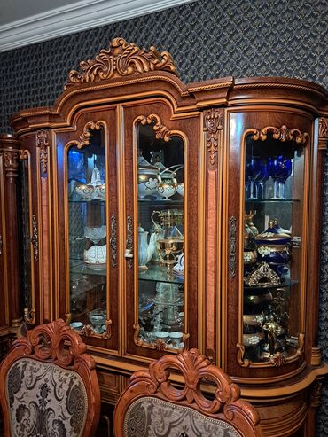 lak pol: Qonaq otağı üçün, Açılan, 6 stul