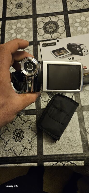 canon video kamera: Salam Sony V8 digital video kamerasi Video ve sekilde cekir Qutusu