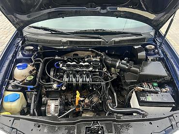 киргизия рынок авто: Volkswagen Golf: 1999 г., 1.6 л, Механика, Бензин, Хэтчбэк — 5