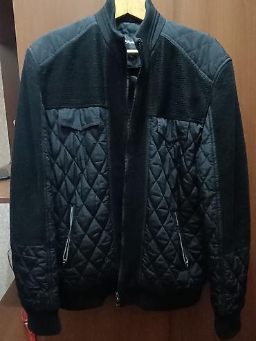Kurtkalar: Kişi üçün jaket- kurtka,,yaxşi vəziyyətdə,qara rəngdə — 1