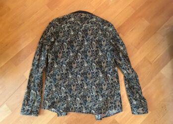 Köynək və bluzalar: Kişi köynəkləri satılır.Ölçülər var.Çeşidlər var. Real alıcılar əlaqə — 6