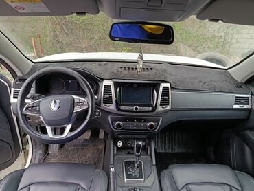 дизельный автомобиль: Ssangyong Rexton: 2018 г., 2.2 л, Автоматические, Дизель, Пикап