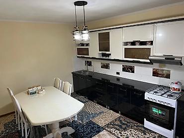 Продажа коттеджей и домов: Срочно продается 2х этажный дом Район Ак ордо 1 6 сот 240 м2 8 комнат — 10