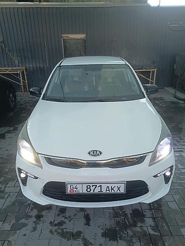 аварийка: Kia Rio: 2018 г., Механика, Бензин, Седан — 2