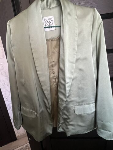 национальные платье на прокат: Женский жакет PERRY FAST FASH размер XL. - Цвет