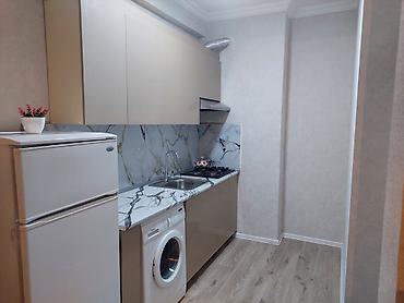 Uzunmüddətli kirayə mənzillər: Kirayə verilir: studiya tipli mənzil (mətbəx-studiya və zal birlikdə) — 1