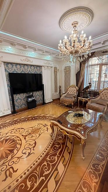 Продажа коттеджей и домов: 🏡✨ ПРОДАЁТСЯ 2-ЭТАЖНЫЙ ДОМ ✨🏡 📍 Медерова / Шукурова 📐 Участок — 6 — 5