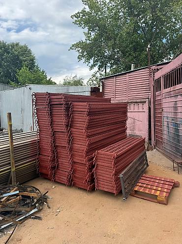 Строительные леса, стойки: Продаю строительные леса Принимаем на бартер машина Наш адрес Баят — 10