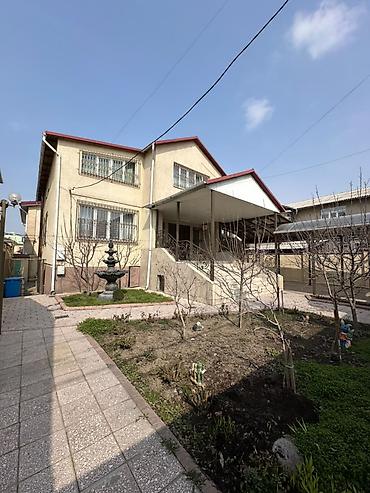 маркс: 6 бөлмө, 400 м², 4 соток, Бишкек, Карл Маркс көч. Кыймылсыз мүлк агенттиги — 1