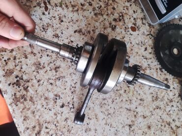 Aş qazanı: Moped ucun 50cc vall satilir zapcas kimi bele istifade elemek olar