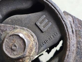 Подушки мотора: Подушка мотора Mazda 1997 г., Б/у, Оригинал, Германия — 2