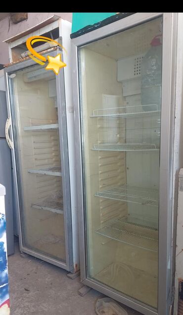 Digər restoran, kafe avadanlığı: 💫Ruhan Su vitrinleri biri 190 azn tek tek satilir Prablemsizdi Unv