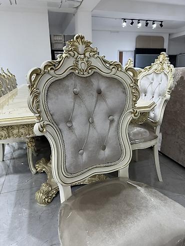table study: Роскошный обеденный гарнитур в классическом стиле. Состав: - — 8