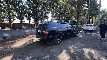 Продажа авто: Volkswagen Passat Variant: 1991 г., 1.8 л, Механика, Бензин, Универсал — 4