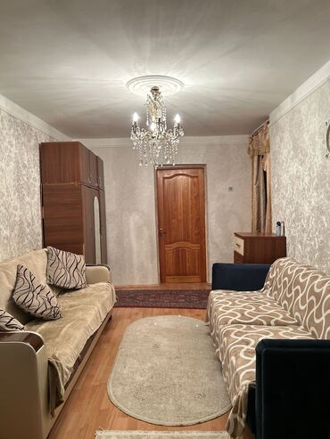 Uzunmüddətli kirayə mənzillər: Yasamal rayonund ev kiraye verilir 1. Otaq. 5/1. Təmirli. Ayilə. Ana — 6