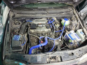 Volkswagen: Volkswagen Golf: 1993 г., 2 л, Механика, Бензин, Хэтчбэк — 11