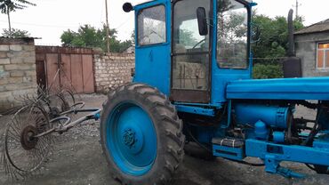 masin aksesuarlar: Traktor İşlənmiş