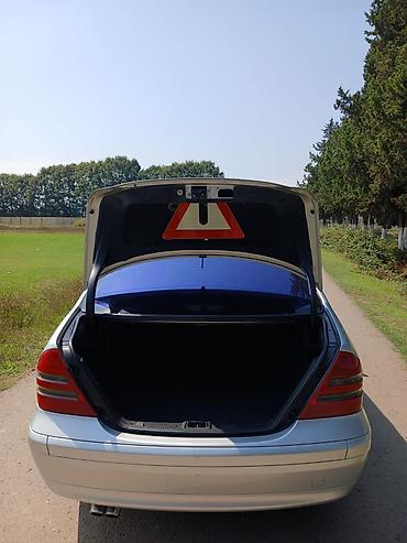 190 dizel mercedes: Mercedes-Benz C-Class: 2 l | 2001 il Sedan — 5