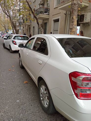 Chevrolet: Chevrolet Cobalt: 1.5 l | 2024 il 30500 km Sedan — 4
