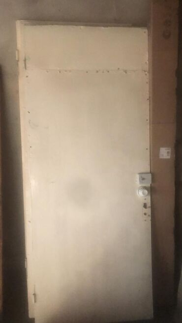 двер на дом: Продаю двери в Токмоке советские . Самовывоз