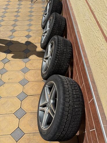 Шины: 245/45/18
55 000 сом — 6