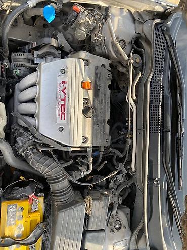 Honda: Honda Accord: 2004 г., 2 л, Автомат, Бензин, Седан — 9